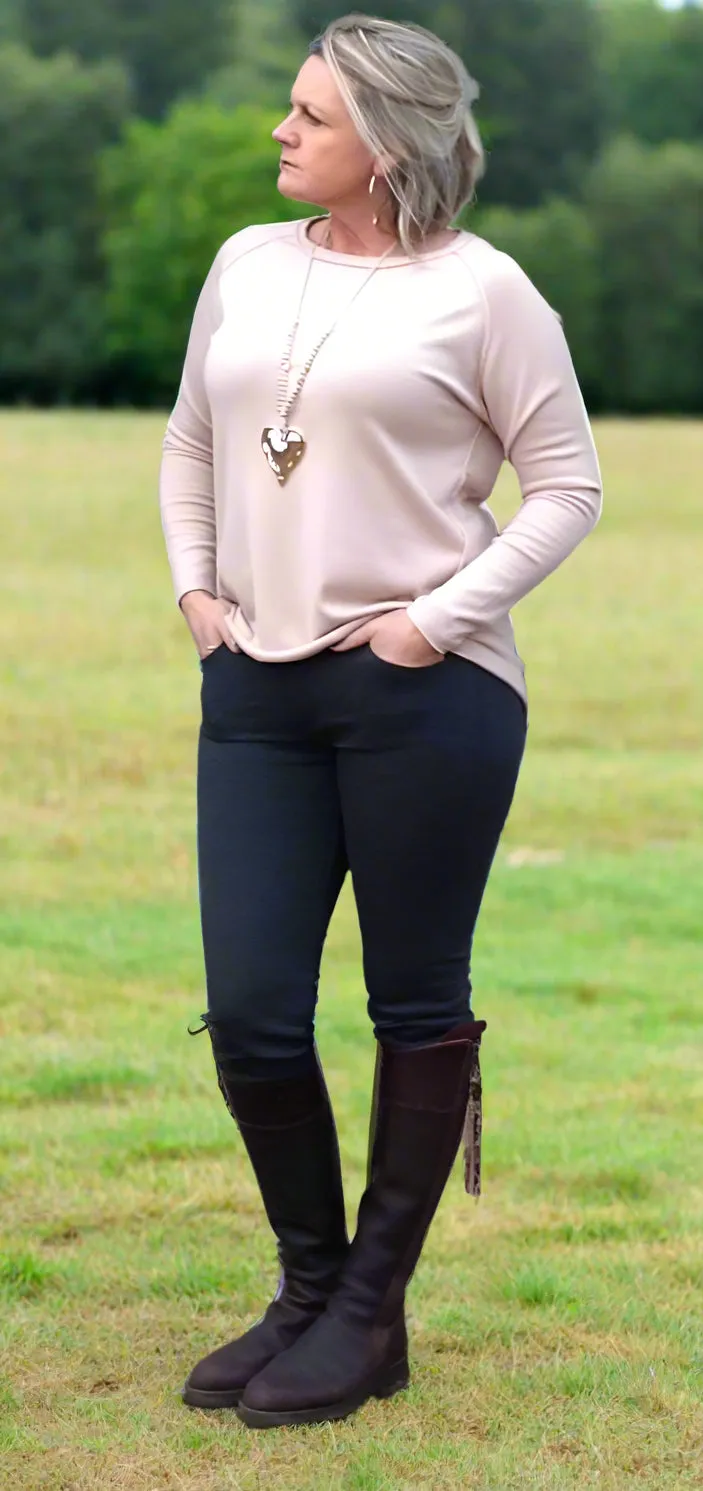 Amazing Florence Jeans in Navy