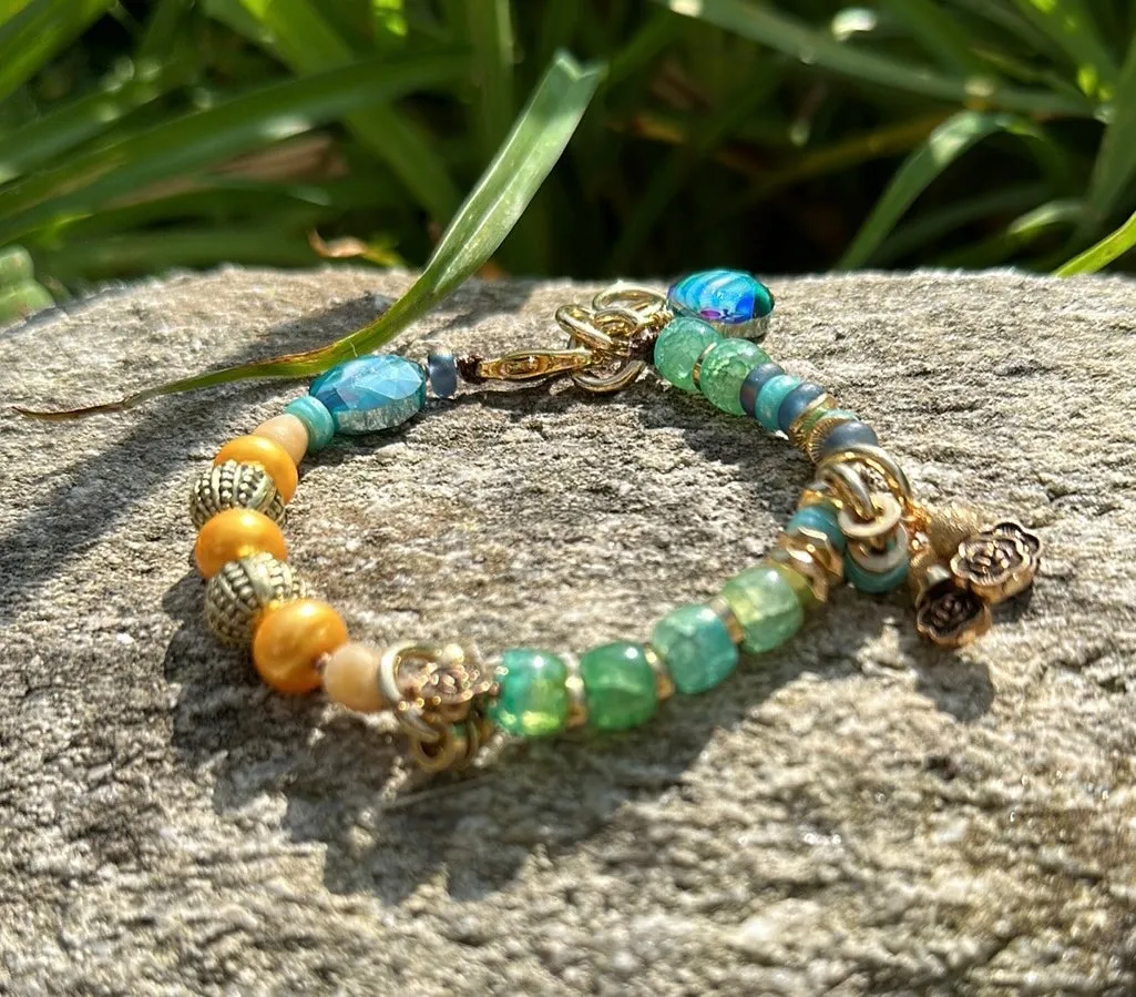 Warm & cold beaded bracelet